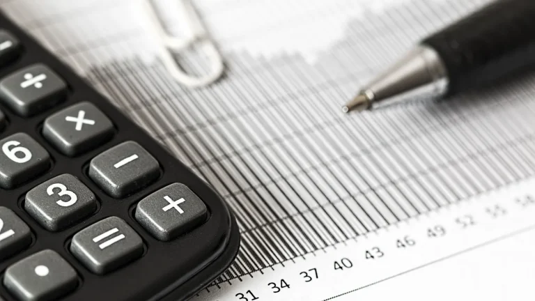 Beneficio y cash flow: por qué una empresa puede ganar dinero y quedarse sin caja